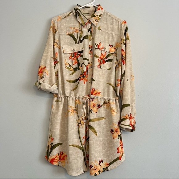 Chico's Spring Lily Utility Shirt Tunic Floral Button Up Roll Tab Sz M Vacation - Picture 5 of 15